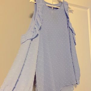 RW&Co Light blue cold shoulder blouse in size medium